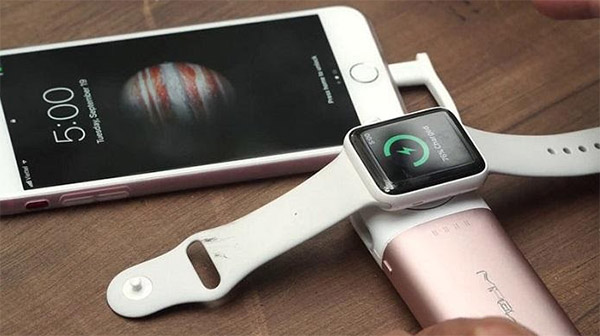 Apple Watch thay được pin.