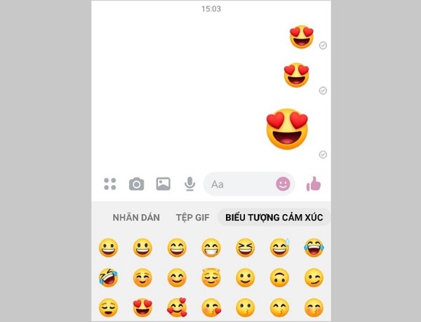 Điều chỉnh kích thước emoji để biểu cảm trò chuyện trở nên đặc sắc hơn.