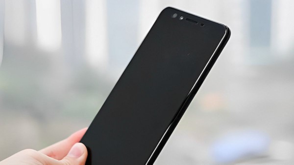 Màn hình bị đen và không phản hồi bất kỳ thao tác nào