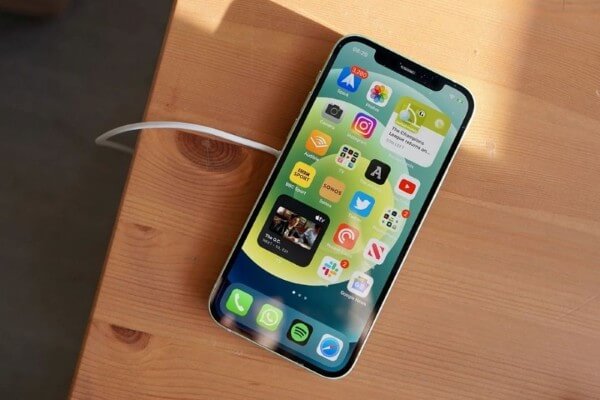 Người dùng iPhone cần chủ động bảo vệ thiết bị